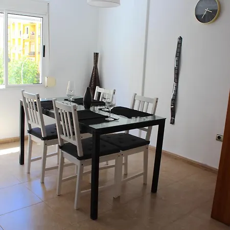 Sol Y Centro Balcon Apartment *